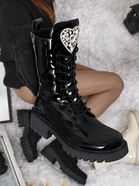 Lakirani ženski gležnarji z vezalkami Emelune