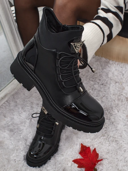 Eko usnjeni ženski gležnarji z vezalkami Elisse