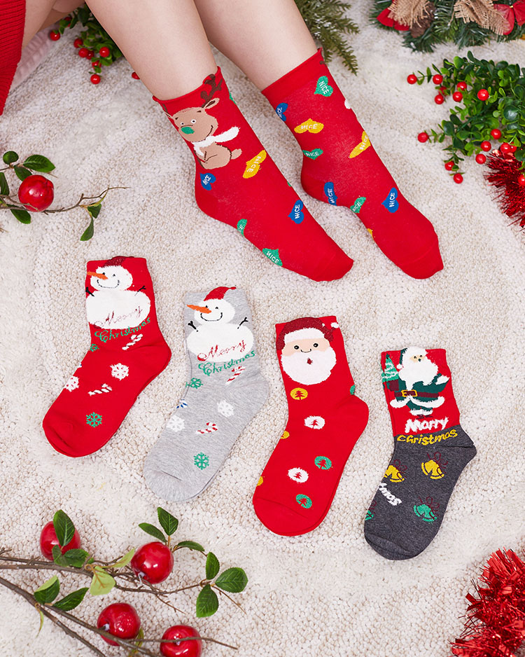 Farebné dámske ponožky s vianočným vzorom - Spodná bielizeň