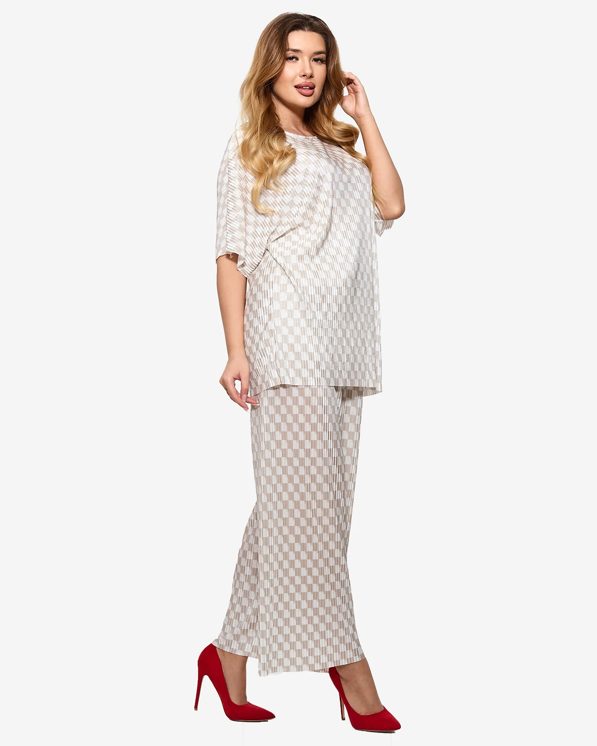 Béžový dámsky vzorovaný plisovaný komplet - Oblečenie