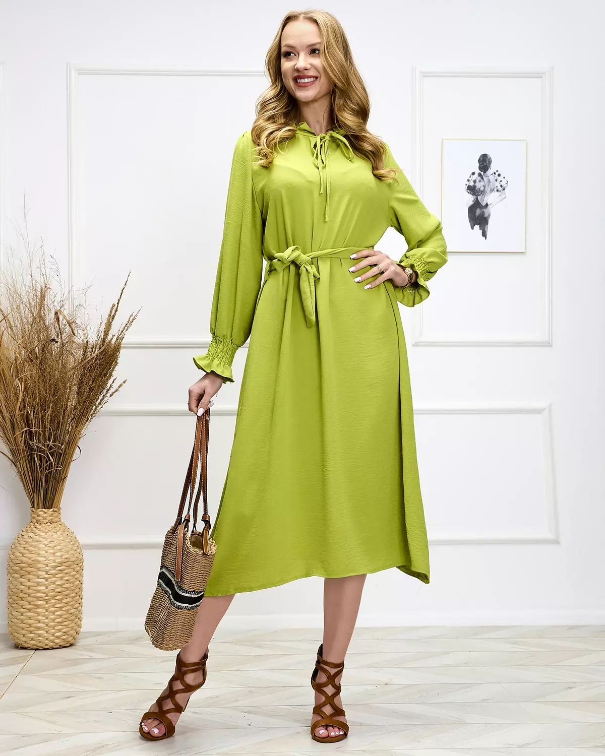 Svetlozelené dámske dlhé šaty so zaväzovaním v páse - Oblečenie