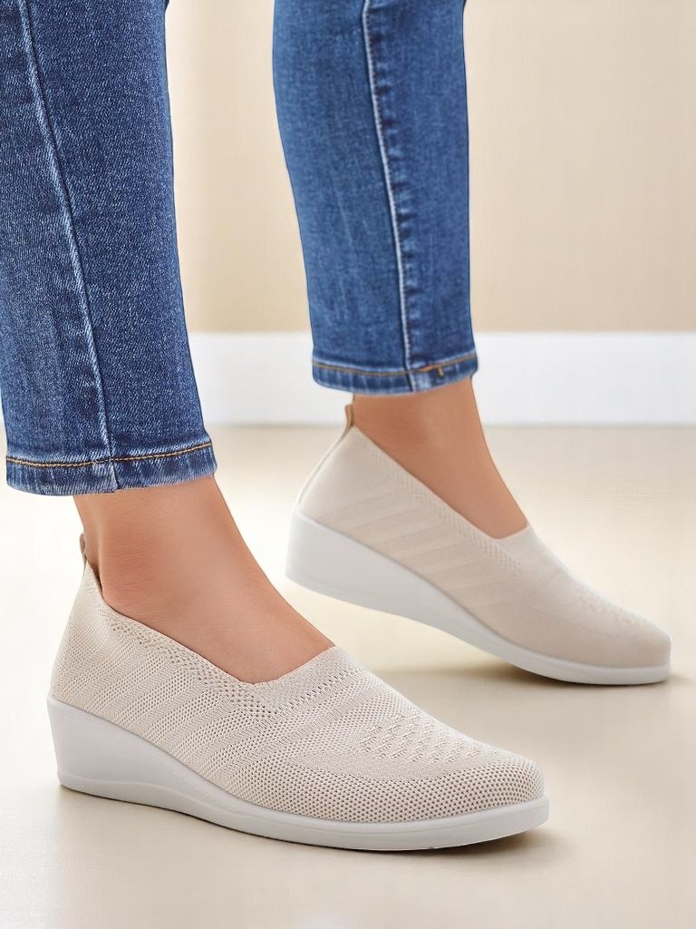 Royalfashion Dámske mokasíny na nízkej wedge Epoles