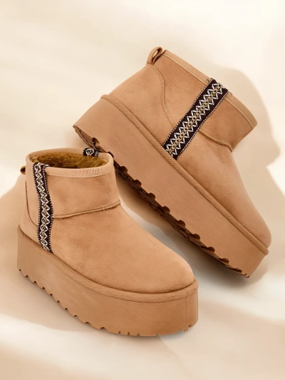 Royalfashion Krátke ženské snehule Haluzi