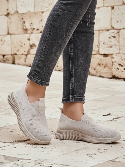 Royalfashion Wsuwane damskie materiałowe buty sportowe Serra