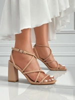 svetlohnedá || ružová