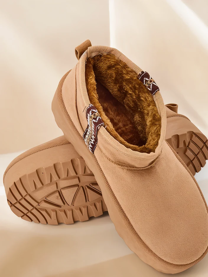 Royalfashion Krátke ženské snehule Haluzi