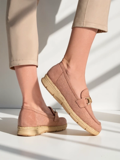 Royalfashion Dámske ploché topánky s dekoračným detailom na špičke