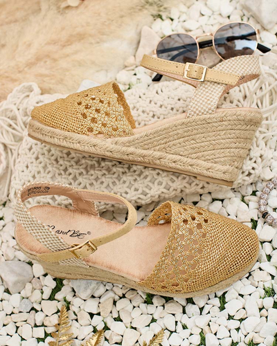 Royalfashion Dámske espadrilky Sintoles na podpätku