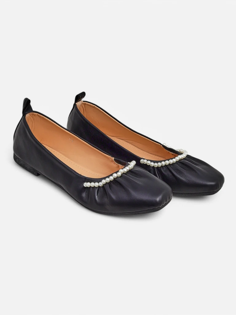 Balerinke Callisto Nero – Črne balerinke iz eko usnja z biseri, nizka peta
