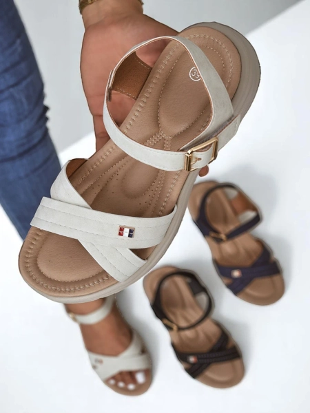 Royalfashion Ženski sandali z ravno peto Nirras