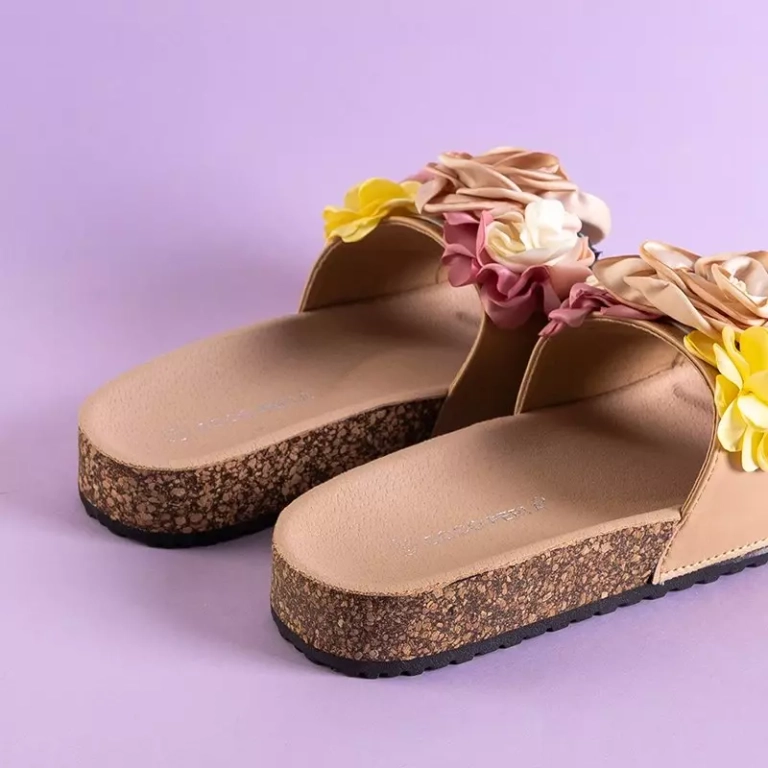 OUTLET Béžové dámske šľapky s kvetmi Florencia - Obuv