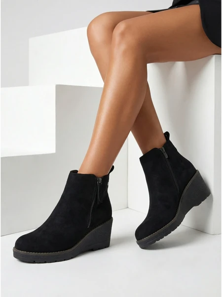 Ženski gležnarji s platformo Zarrico