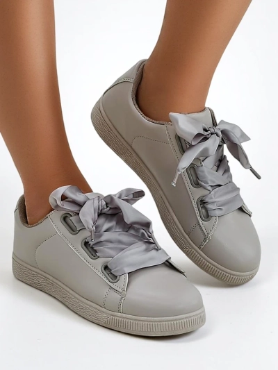 Royalfashion Dámske tenisky z ekologickej kože s dekoratívnymi šnúrkami Etti