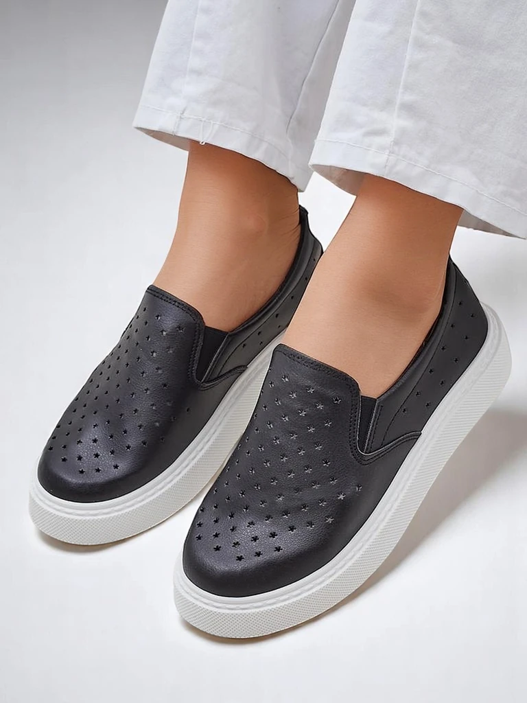 Royalfashion Precháňajúce dámske slip-on topánky Emayla