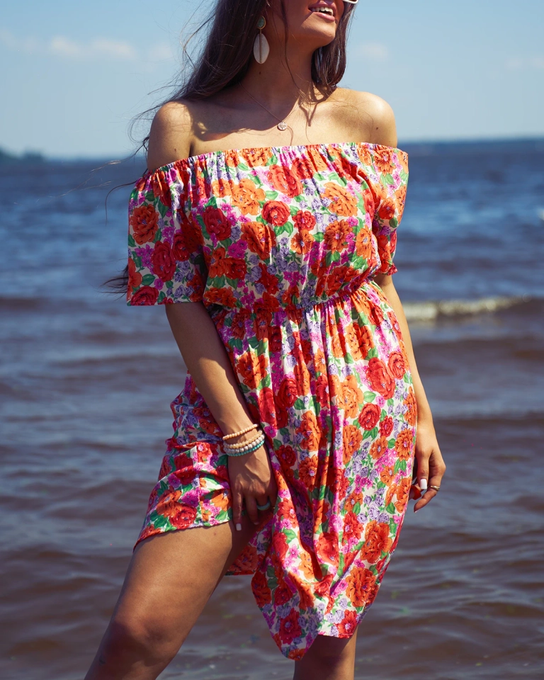 Royalfashion Dámske kvetinové mini šaty a'la hiszpanka v červenej farbe