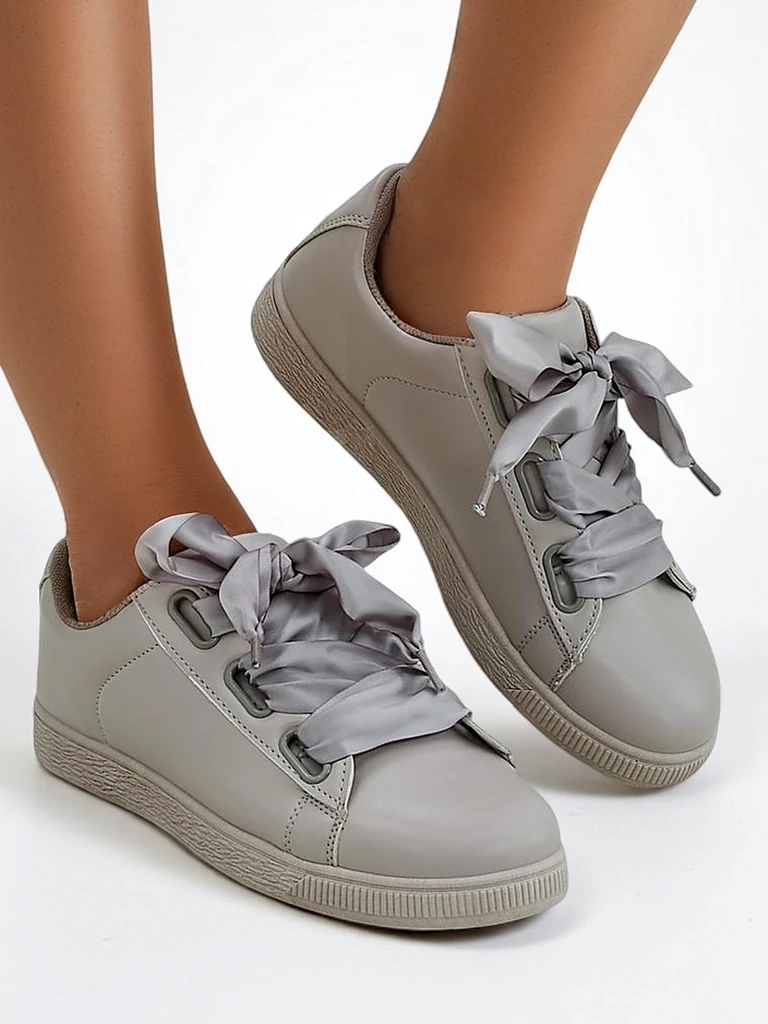 Royalfashion Dámske tenisky z ekologickej kože s dekoratívnymi šnúrkami Etti