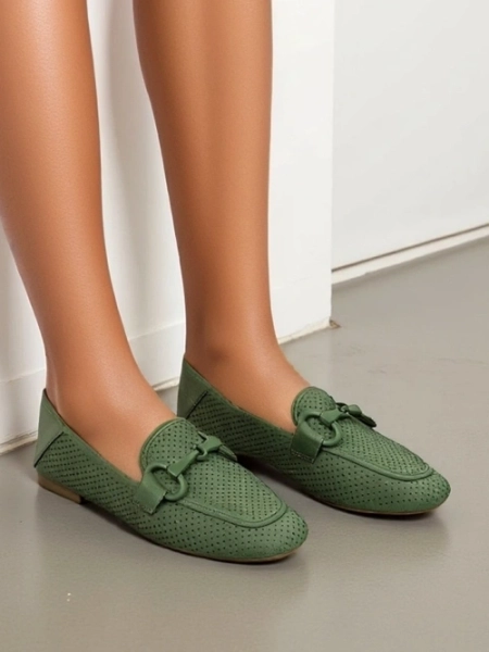 Royalfashion Dámske perforované mokasíny Laamba