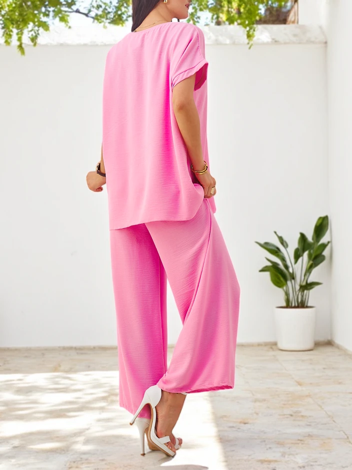 Royalfashion Dámsky set s krátkym rukávom s dekoratívnou kvetinou a širokými nohavicami