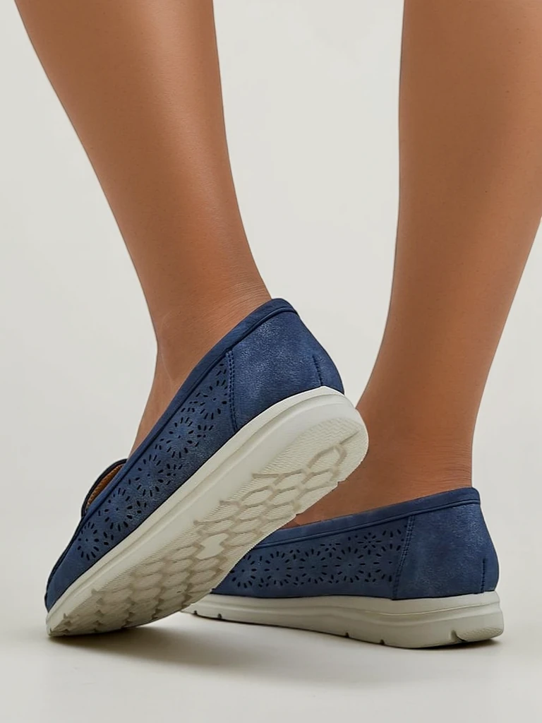 Royalfashion Dámske perforované mokasíny Besset