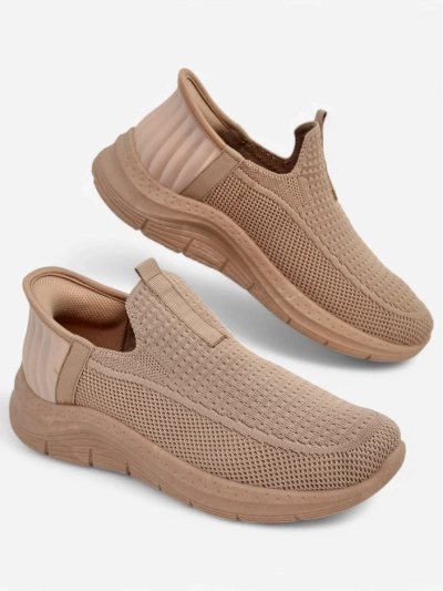 Ženski čevlji na navlačenje Selene Bež – udobne superge s plosko peto