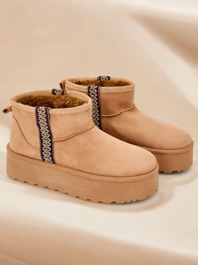 Royalfashion Krátke ženské snehule Haluzi