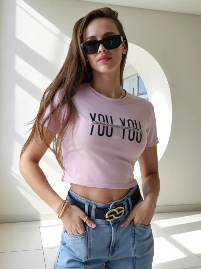 Royalfashion Dámsky bavlnený crop top s nápisom