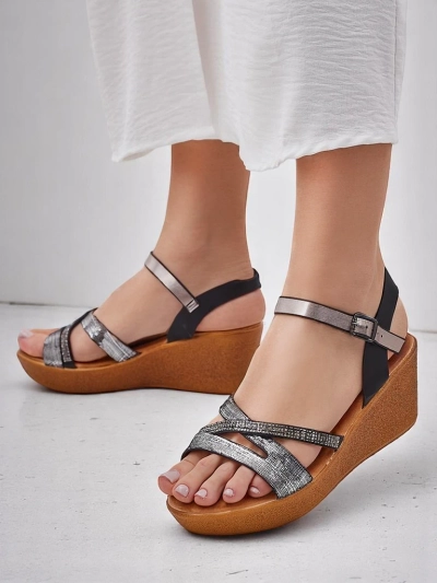 Royalfashion dámske sandále na klinovom opätku s kamienkami a trblietaním Eclat