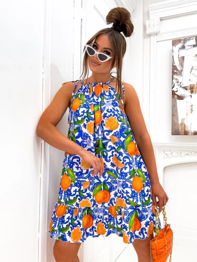 Royalfashion Dámske mini šaty s tenkými ramienkami a pásikom v páse s trendovými oranžovými potlačami