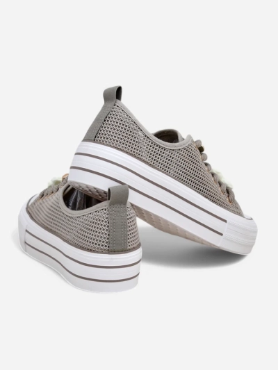 Royalfashion Dámske perforované tenisky s dekoráciami Osdo