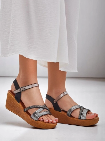 Royalfashion dámske sandále na klinovom opätku s kamienkami a trblietaním Eclat