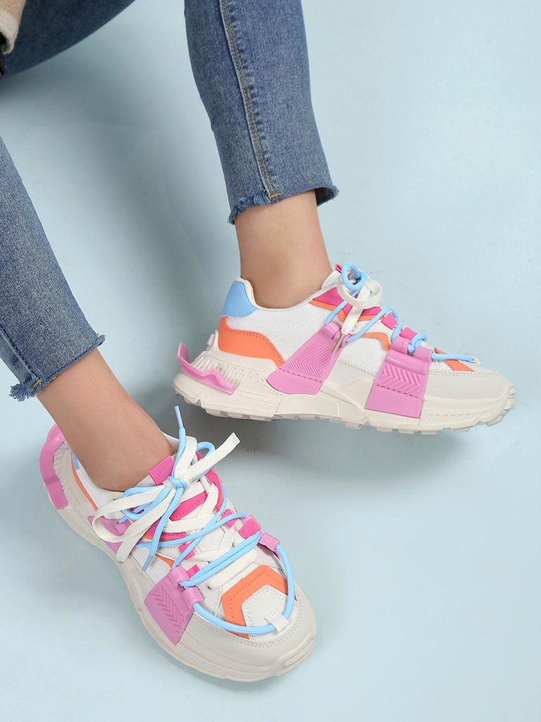 Royalfashion Dámske športové tenisky s gumovými vkladkami Bubble