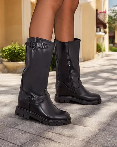 Royalfashion Čierne dámske topánky s ukrytým klinom Ewion