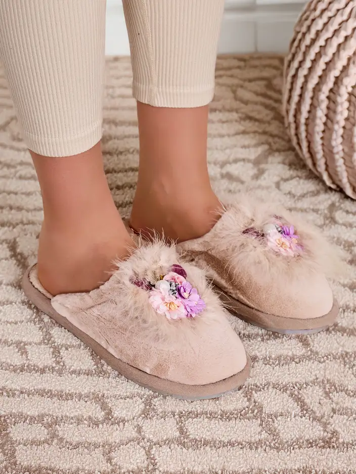 Dámske kožušinové papuče Royalfashion s kvetmi Ederra