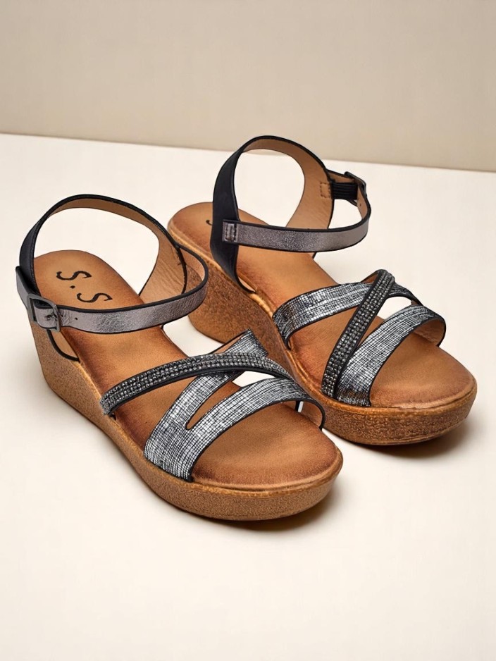 Royalfashion dámske sandále na klinovom opätku s kamienkami a trblietaním Eclat