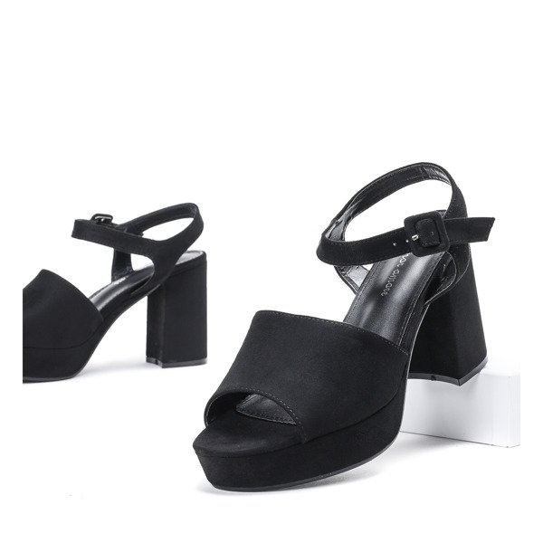 Černé sandály na tlustém sloupku Claris - Boty 1