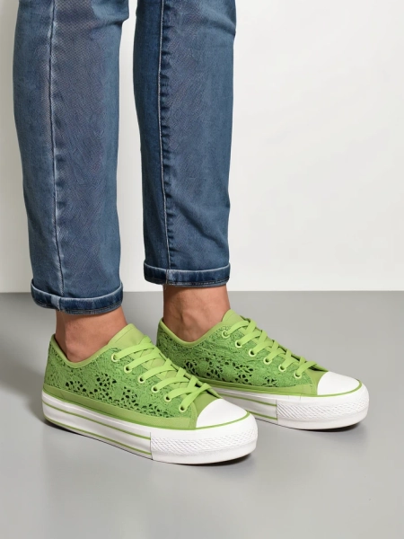 Royalfashion Dámske perforované tenisky Nizzet