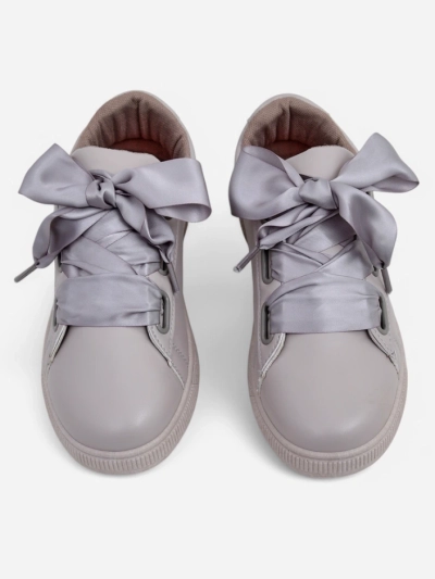 Royalfashion Dámske tenisky z ekologickej kože s dekoratívnymi šnúrkami Etti