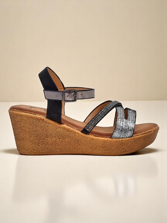 Royalfashion dámske sandále na klinovom opätku s kamienkami a trblietaním Eclat