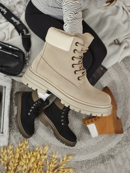 Ženski gležnarji Avienne