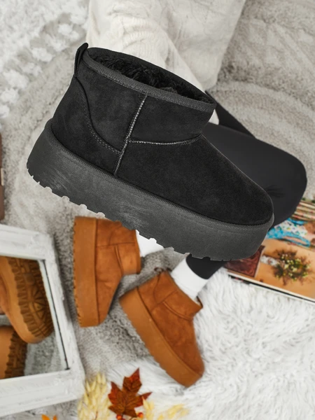 Kratki ženski škornji a'la za sneg Vespera