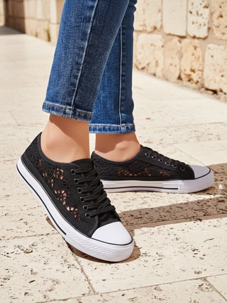 Ženski športni copati Calista Nero s čipko, zračni – kolekcija Poletje/Pomlad