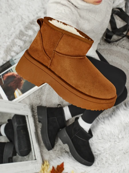 Kratki ženski škornji a'la za sneg Liorah