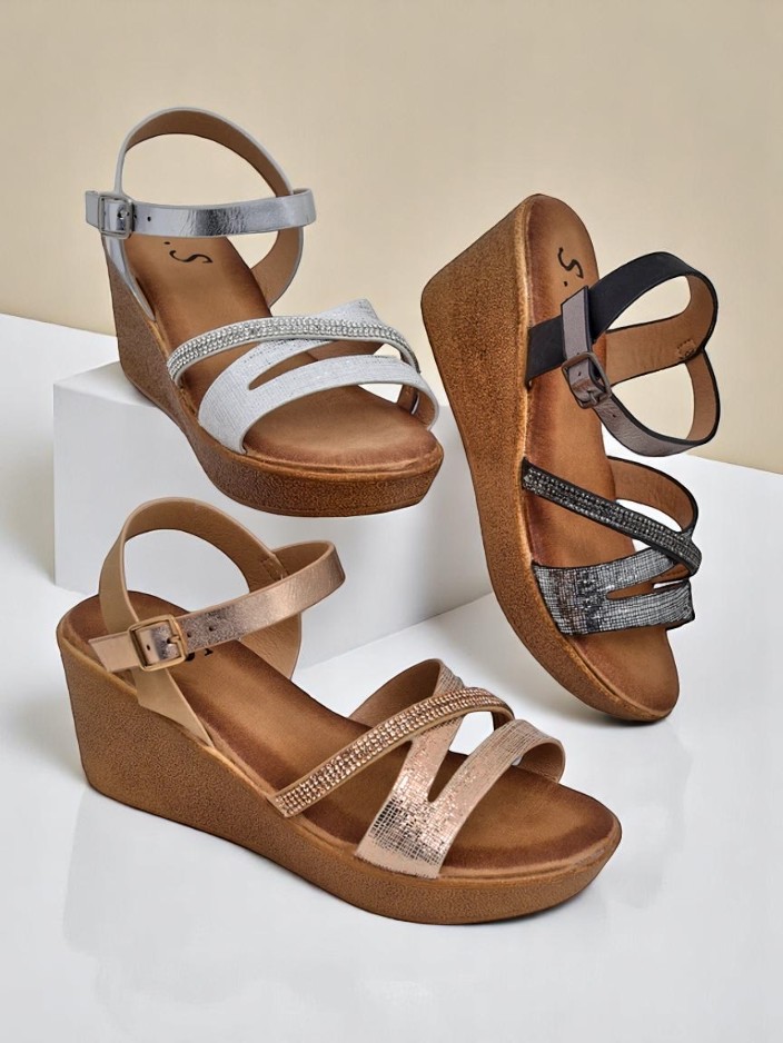 Royalfashion dámske sandále na klinovom opätku s kamienkami a trblietaním Eclat