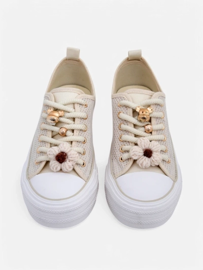 Royalfashion Dámske perforované sneakers s ozdobami Osdo