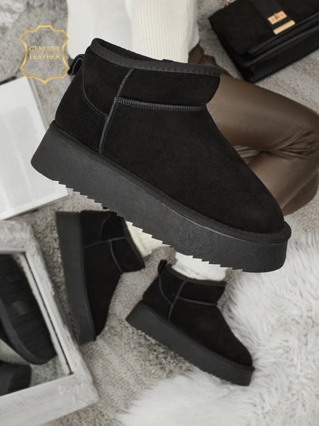 Kratki ženski škornji a'la za sneg iz naravnega usnja Elunara