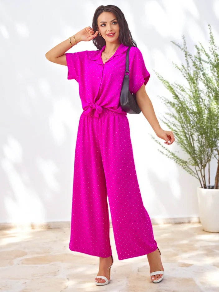 Royalfashion Dámska súprava s viazanou košou s krátkym rukávom a rozšírenými nohavicami so rhinestones