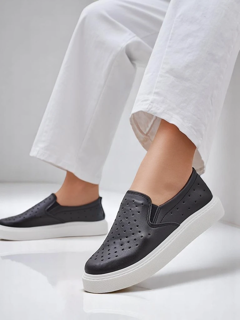 Royalfashion Precháňajúce dámske slip-on topánky Emayla