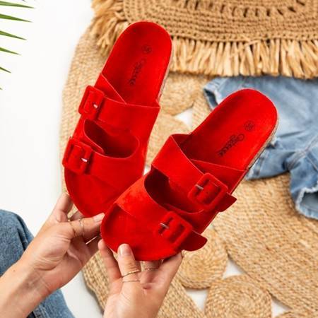 Dámské červené pantofle s přezkami Recasa - Obuv