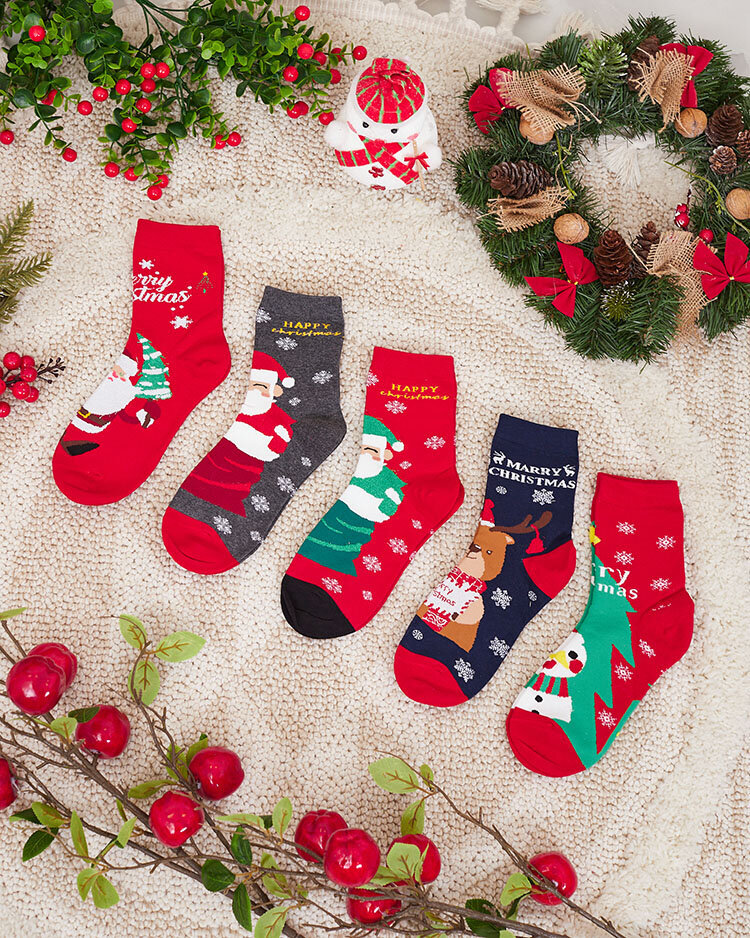 Royalfashion Sada dámskych vianočných ponožiek 5 ks